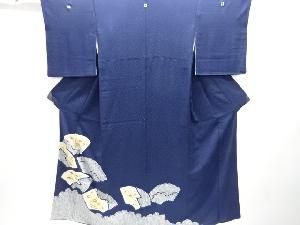 絞り地紙に草花模様刺繍三つ紋色留袖(比翼付き)